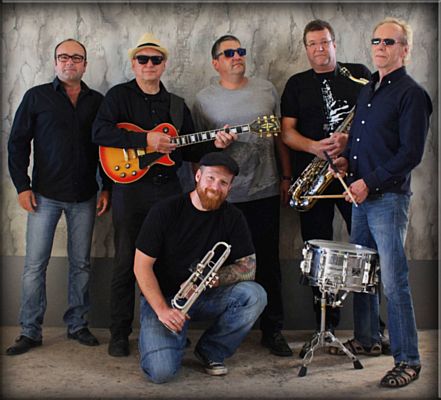 (C)opyright by Peter P Band